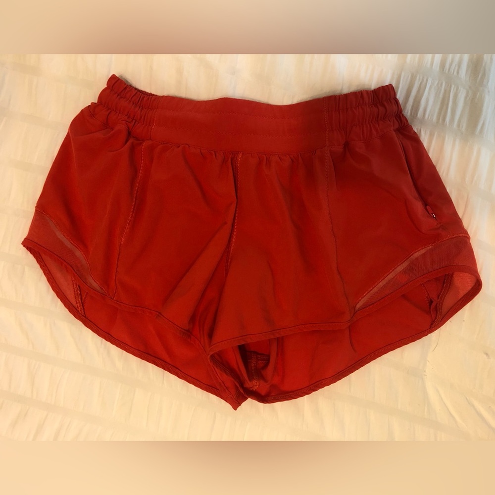 Lululemon Low Rise Hotty Hot Shorts
